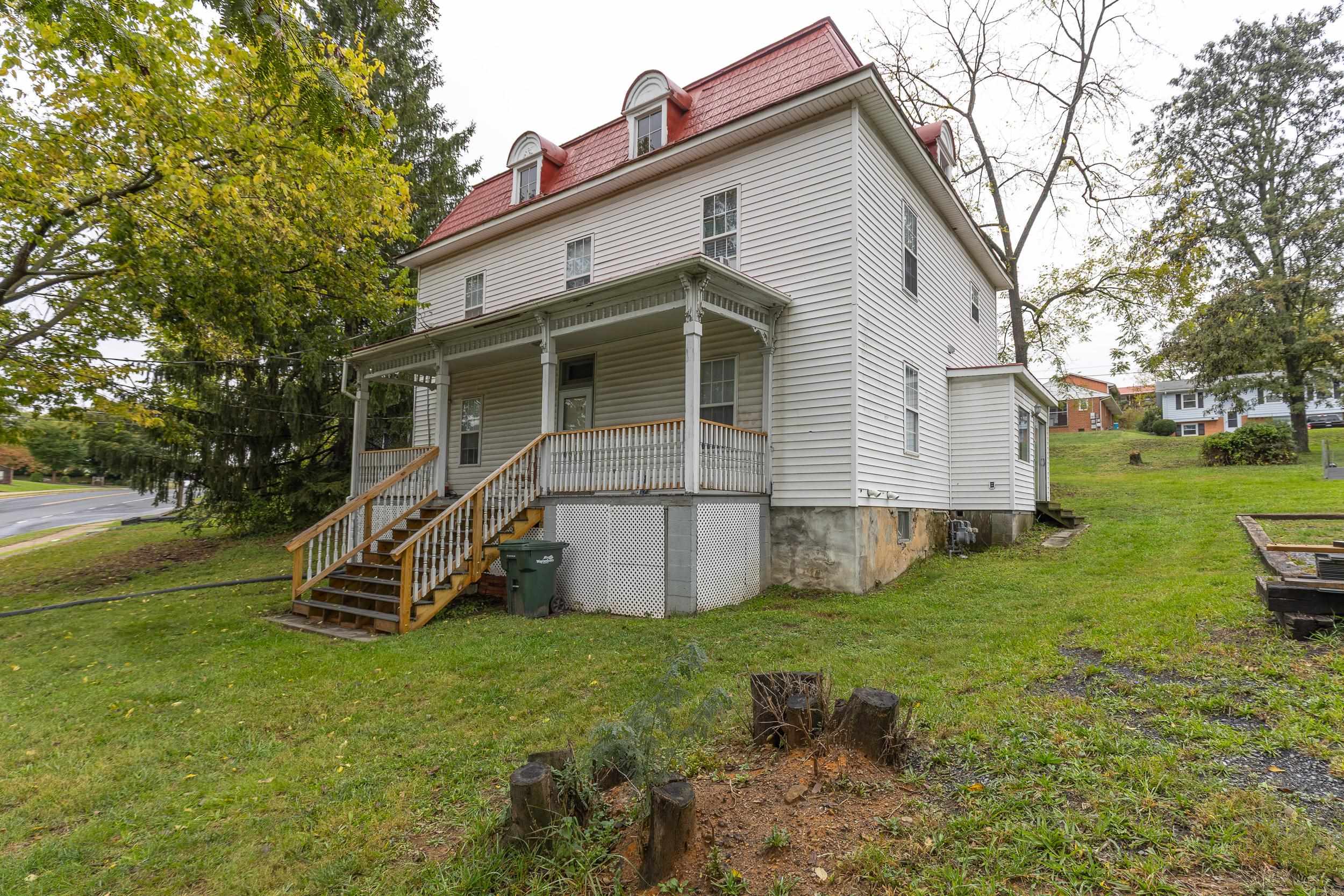 817 GRAYSON AVE