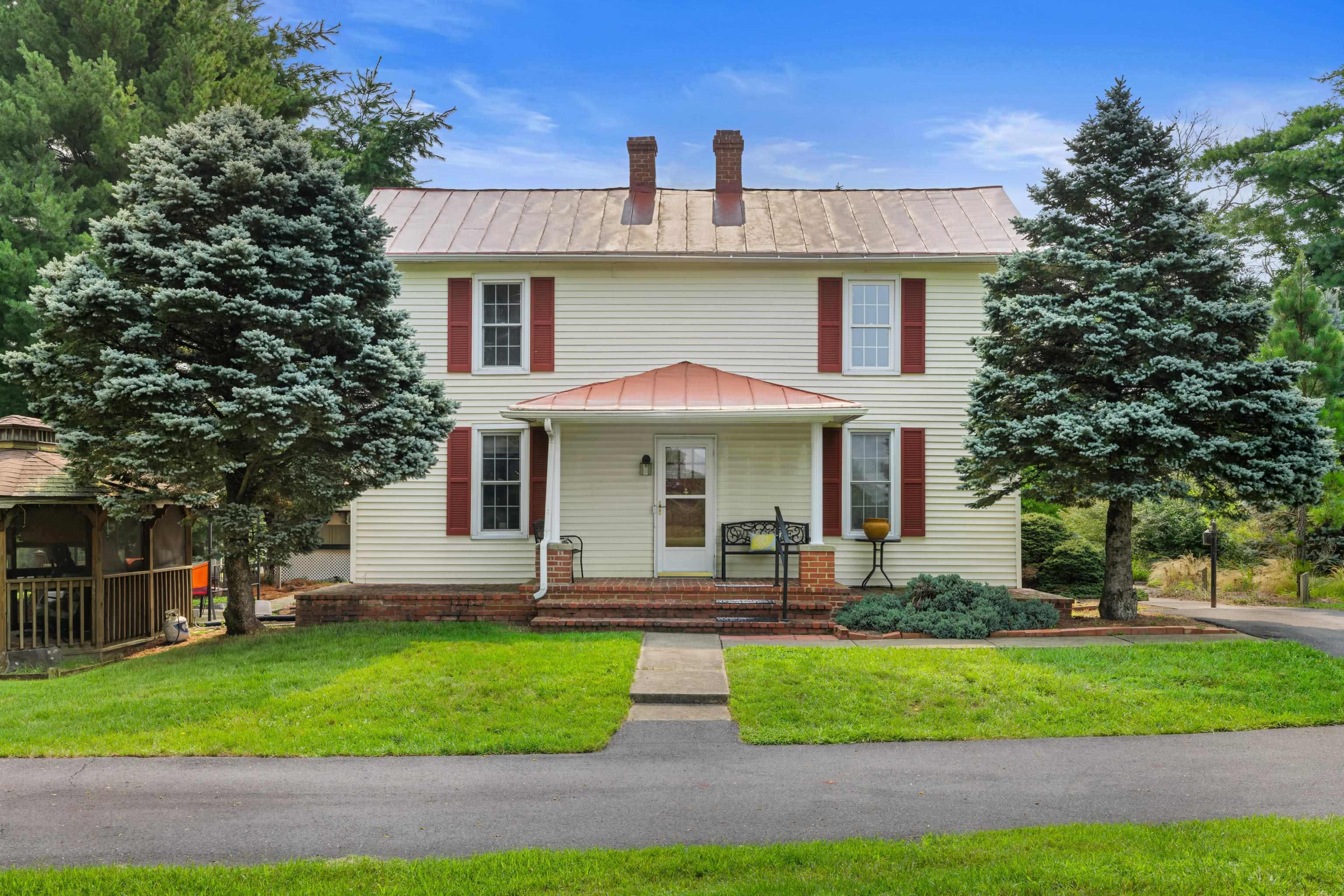 223 COLD SPRING RD
