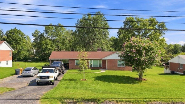 82 PLEASANT HILL RD, HARRISONBURG, VA 22801 - Image 3e2bdeb0268b99cc52111b160d89cefe/4036440029