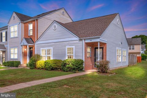 Photo of 2901 Broyhill Ct, Fredericksburg, VA 22408 (MLS # VASP2036914)