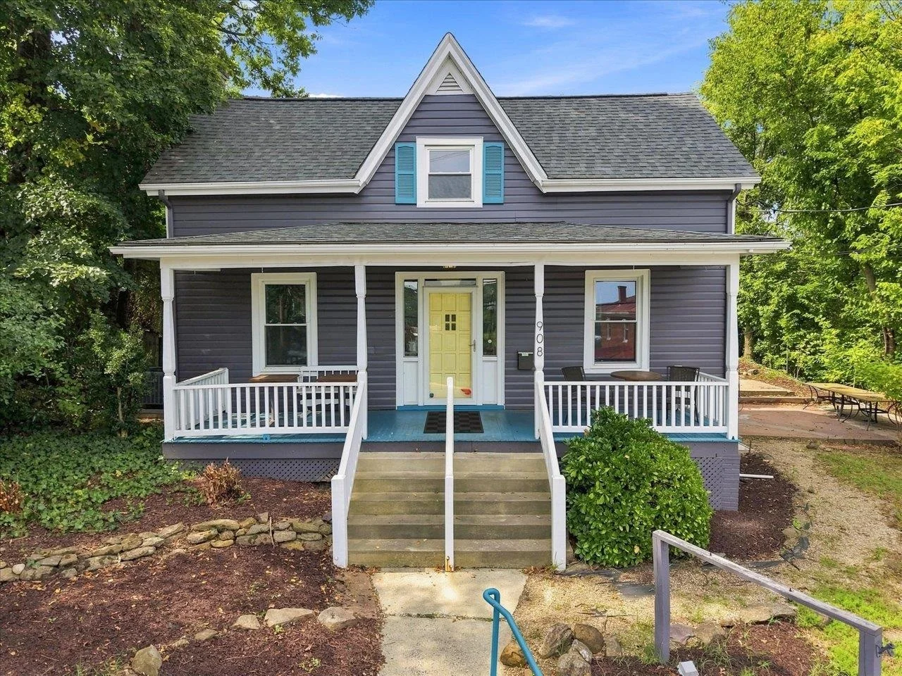 908 Main St W, Waynesboro, VA, 22980