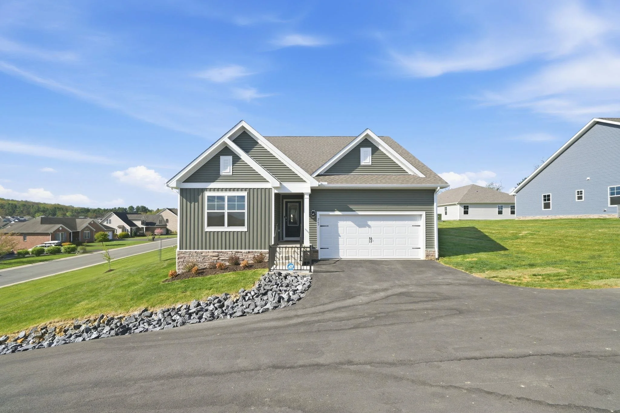 263 Heather Ln