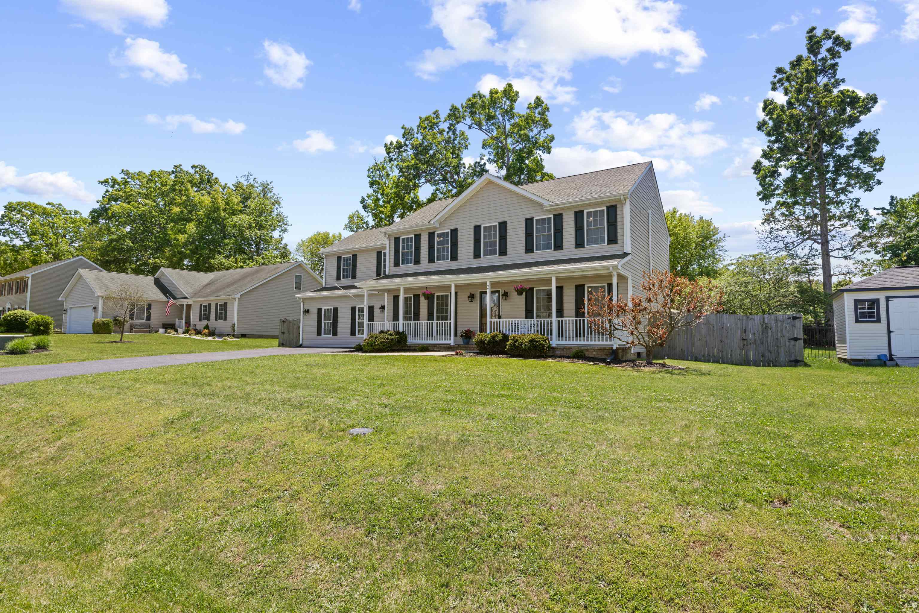 21 LADY SLIPPER DR