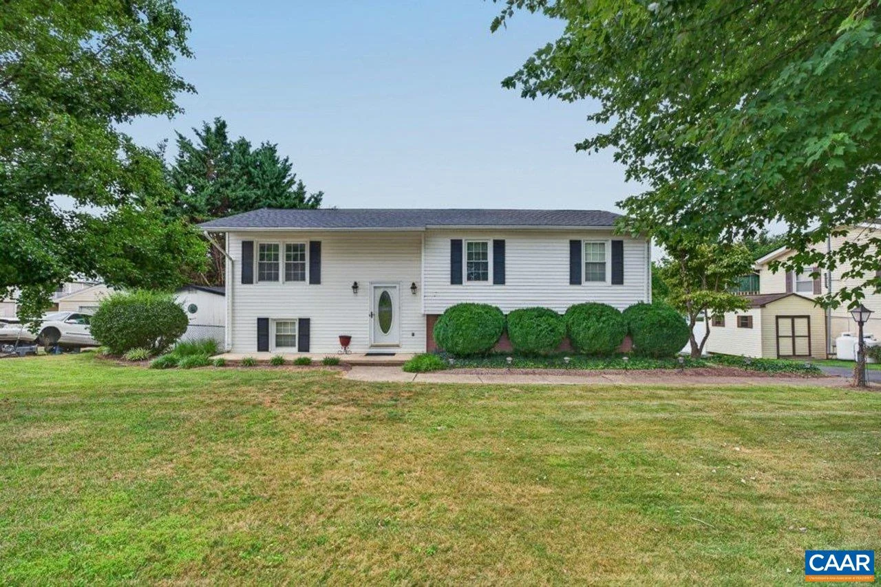 6150 Donnagail Dr W, Penn Laird, VA, 22846