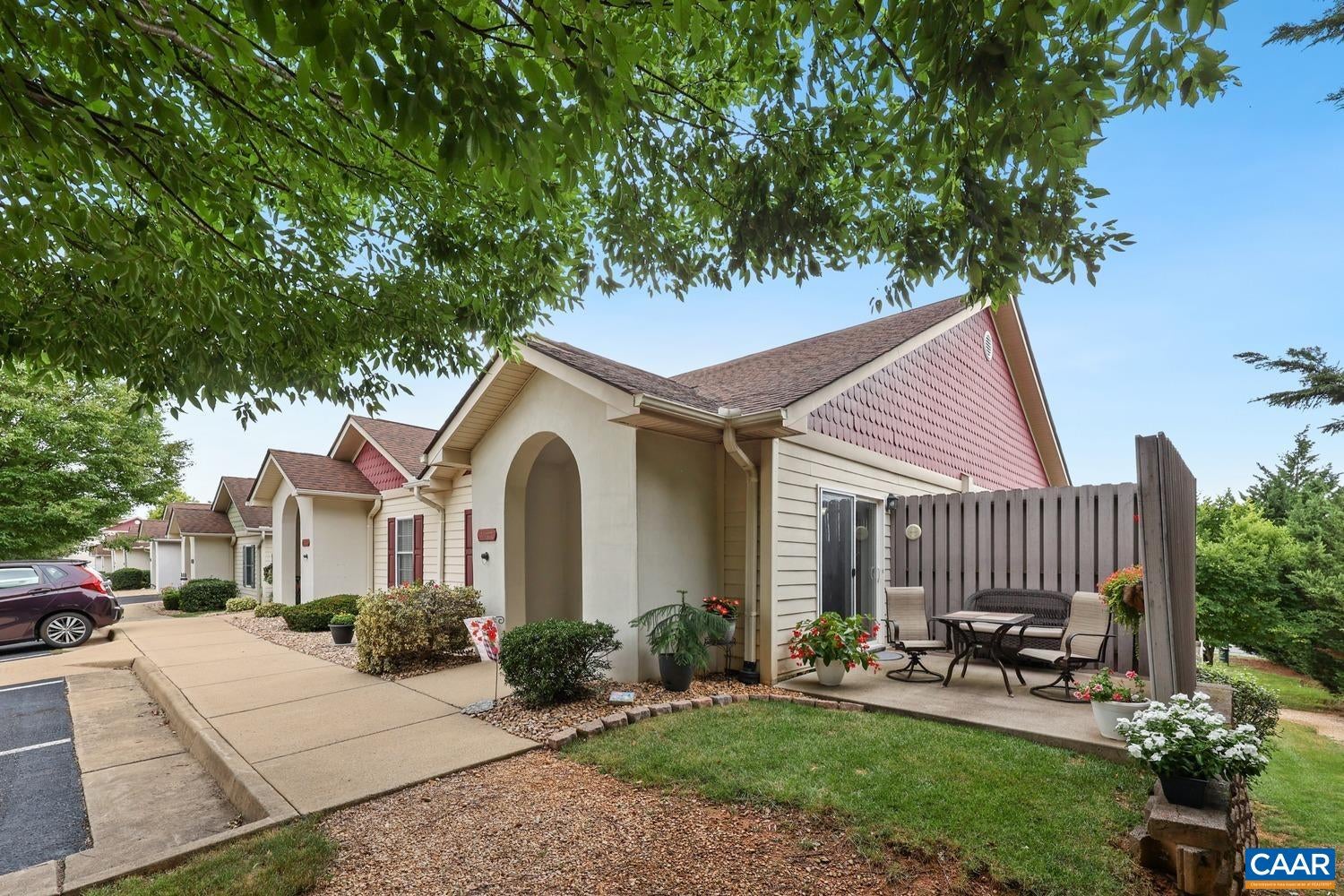 36 ROSE GARDEN LN 104