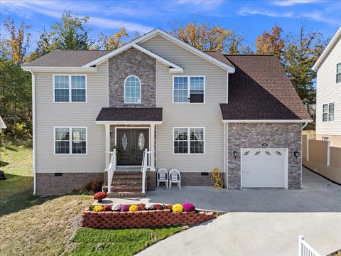 Photo of 241 Suffolk Dr, Rockingham, VA 22801 (MLS # 670519) Photo of 241 Suffolk Dr, Rockingham, VA 22801 (MLS # 670519)