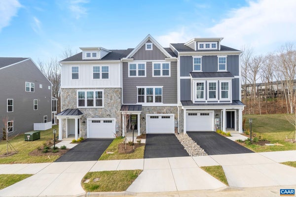 3046 FARROW CIR, CHARLOTTESVILLE, VA 22901 - Image 45f95cdddb9c8a8a98b8dbe54c4cae10/176719703