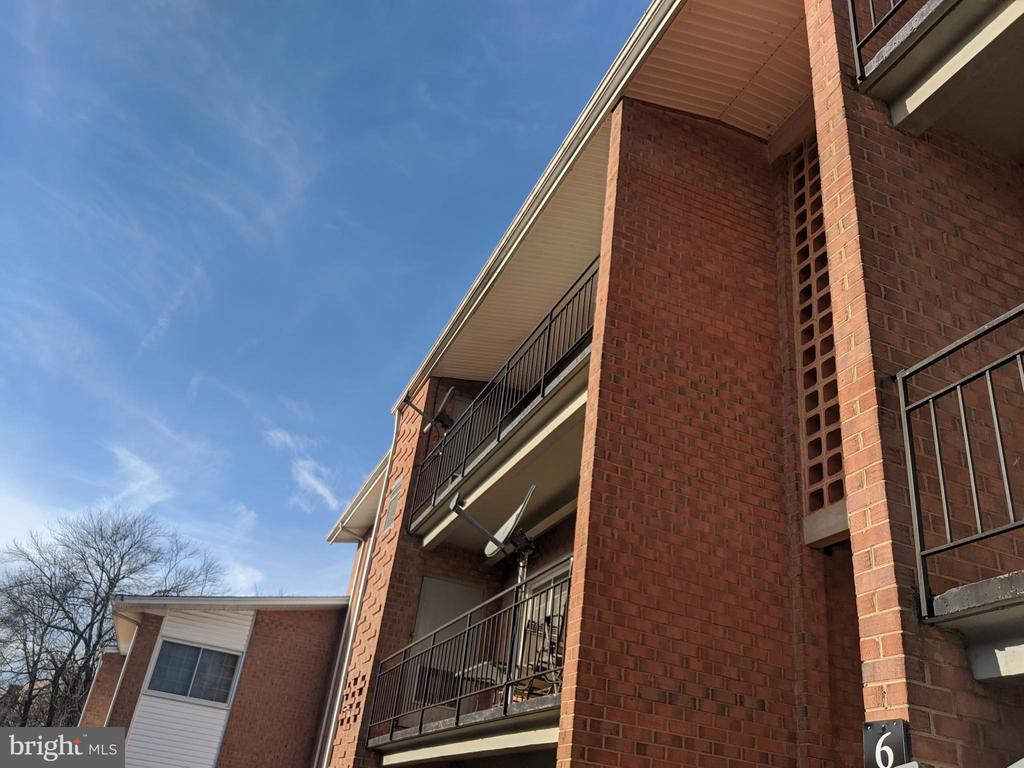 635 WATERLOO RD 231