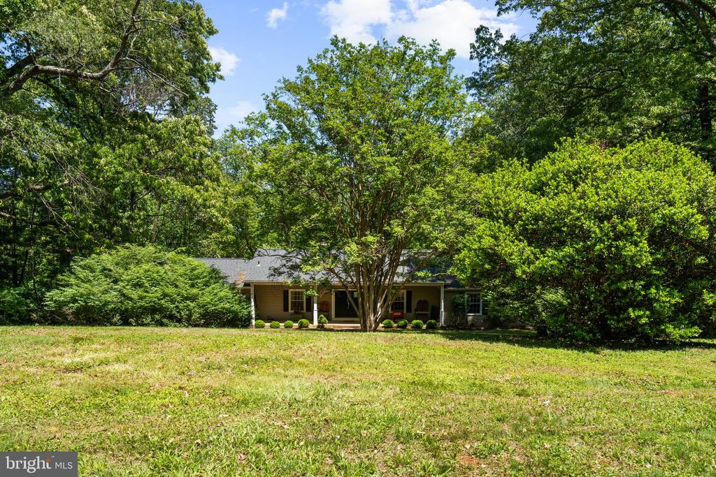 7281 FORREST RD