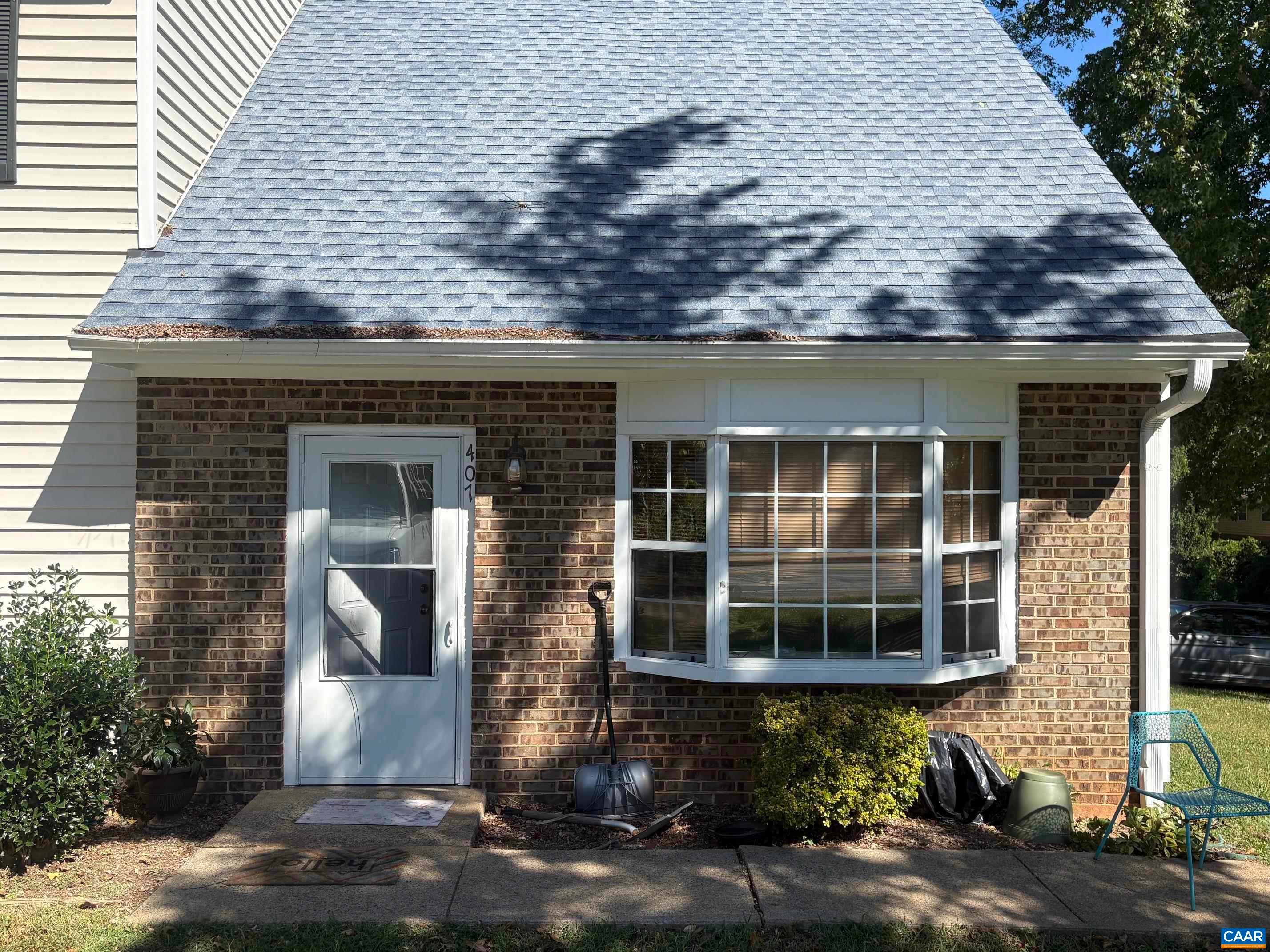 407 HARRIS RD A & B