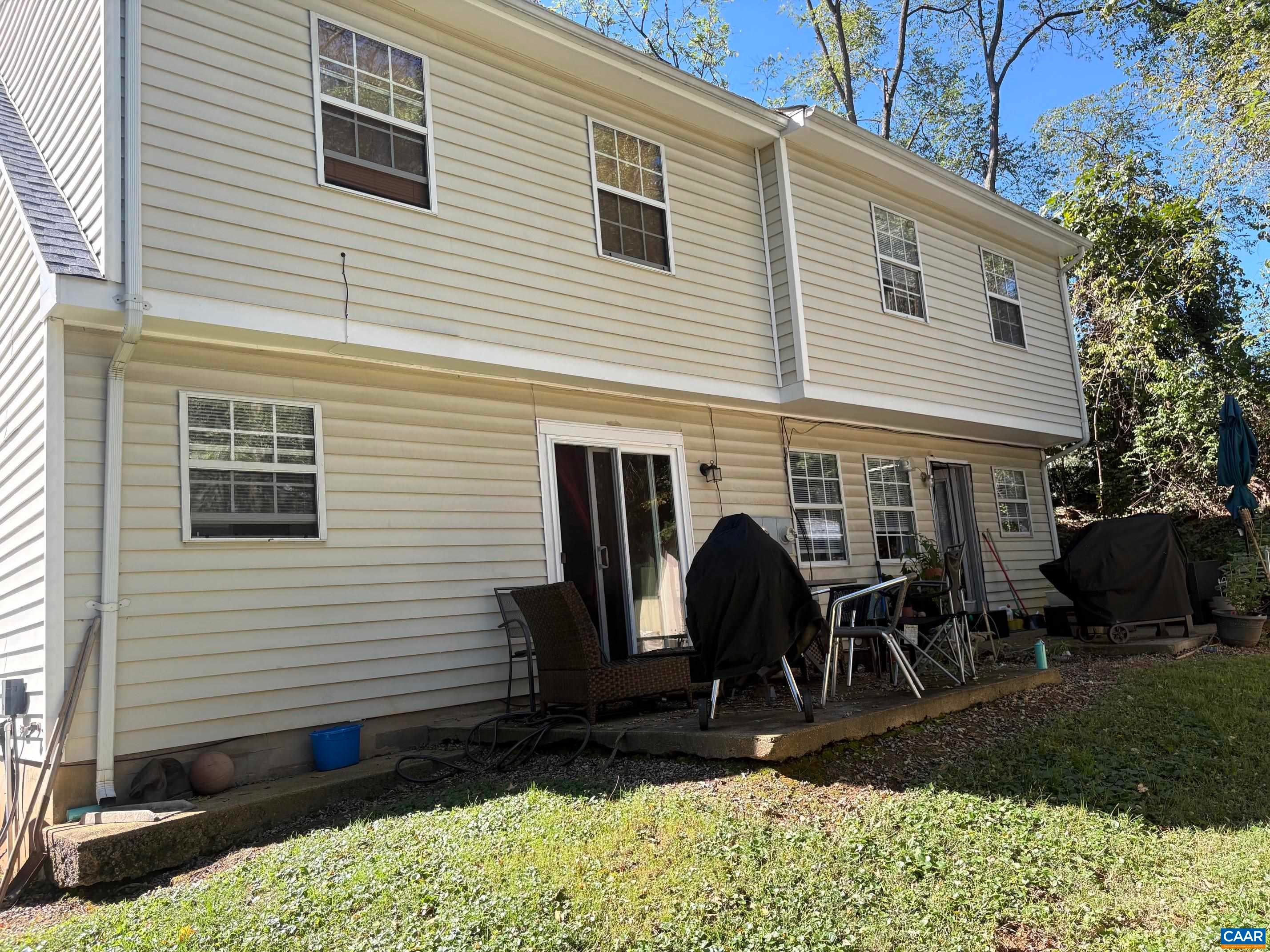 407 HARRIS RD A & B