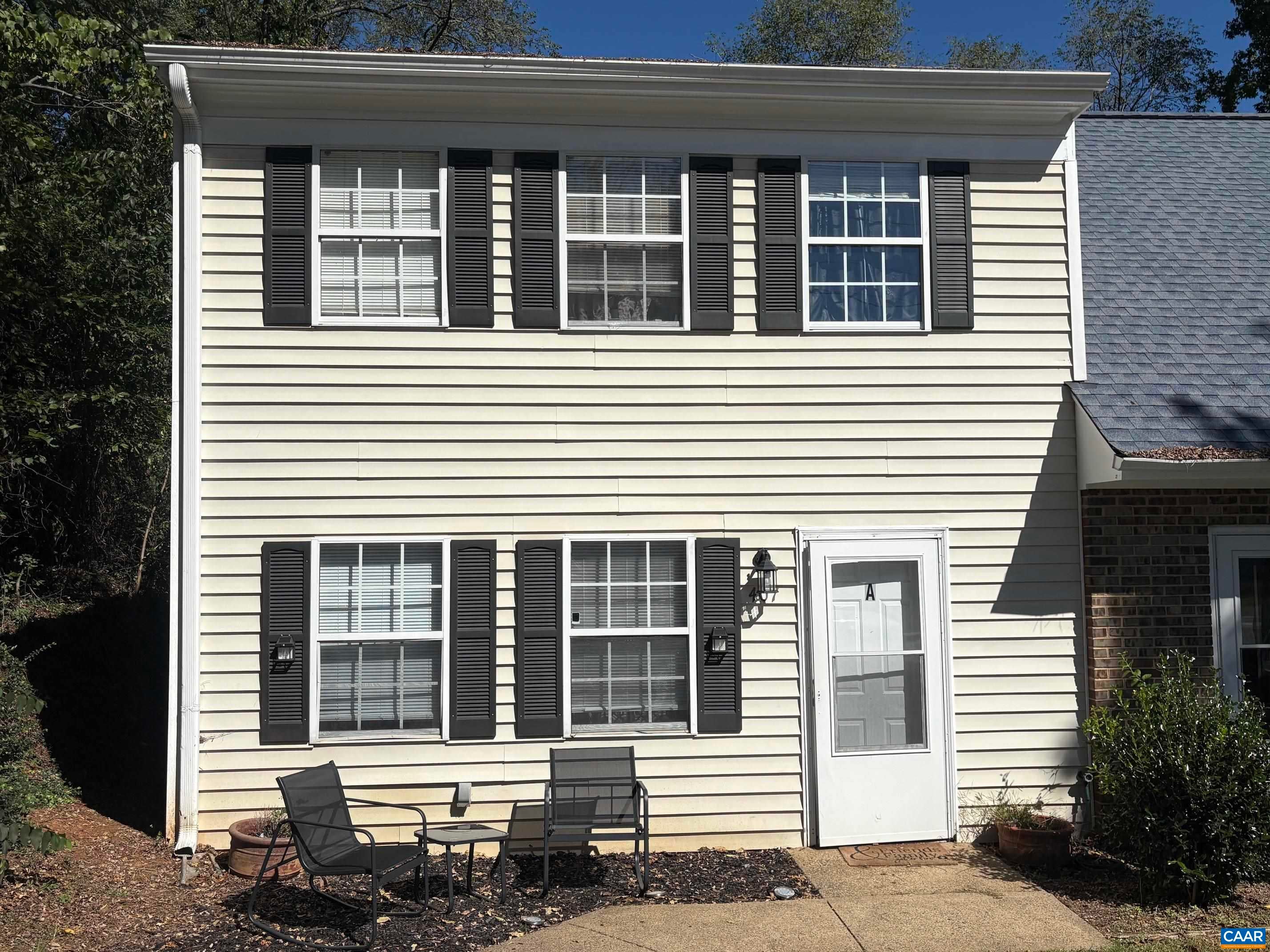 407 HARRIS RD A & B