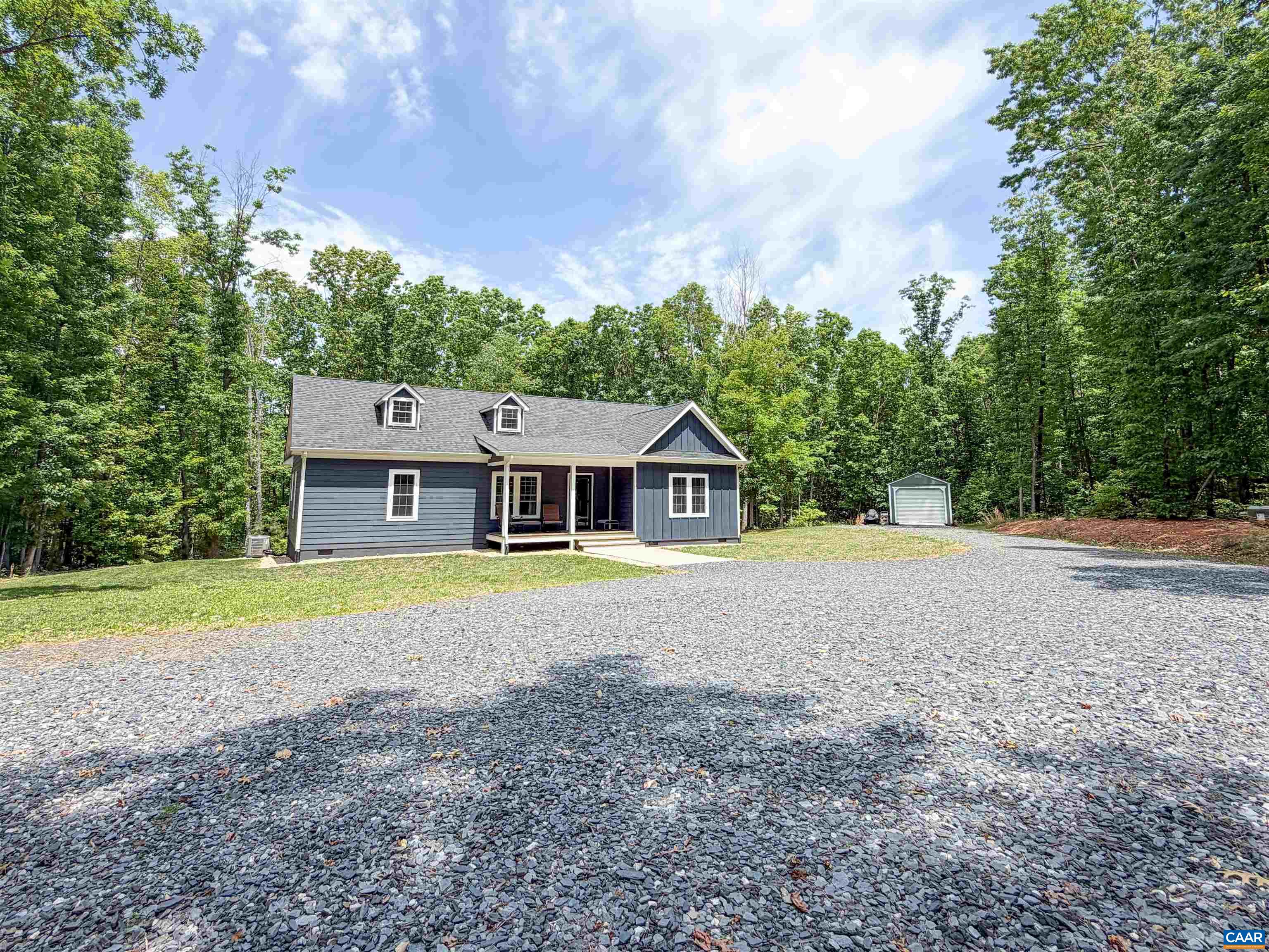 1387 SPREADING OAK RD