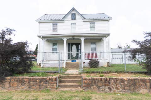 Photo for 10581 MCGAHEYSVILLE RD