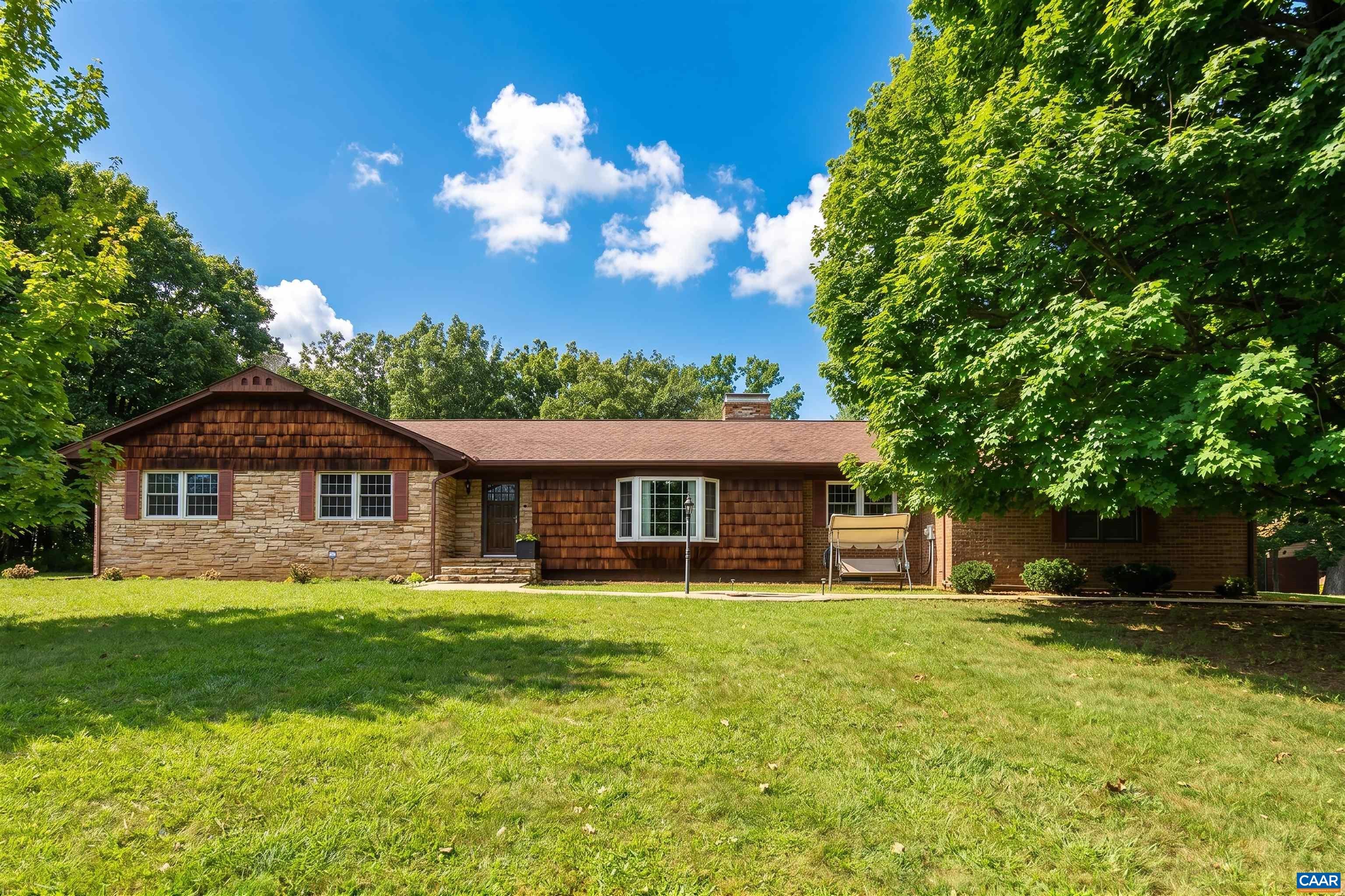 4015 FOX MOUNTAIN RD
