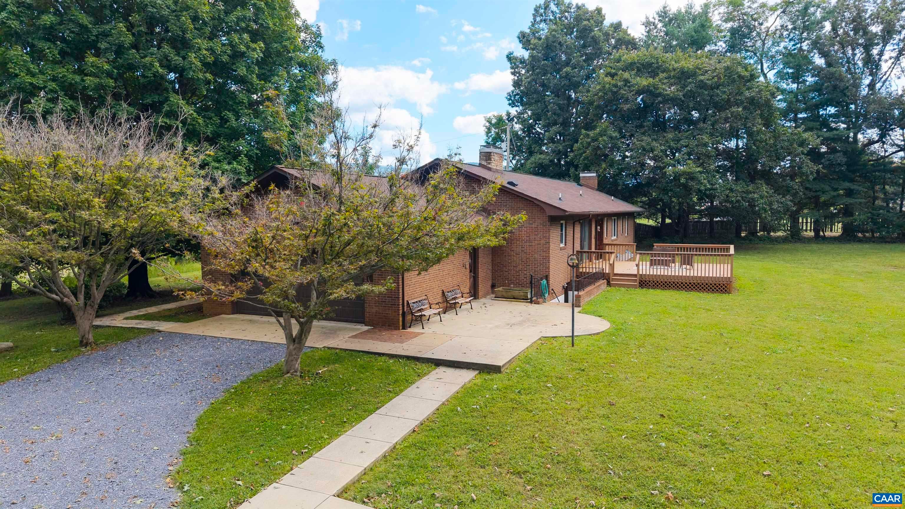 4015 FOX MOUNTAIN RD