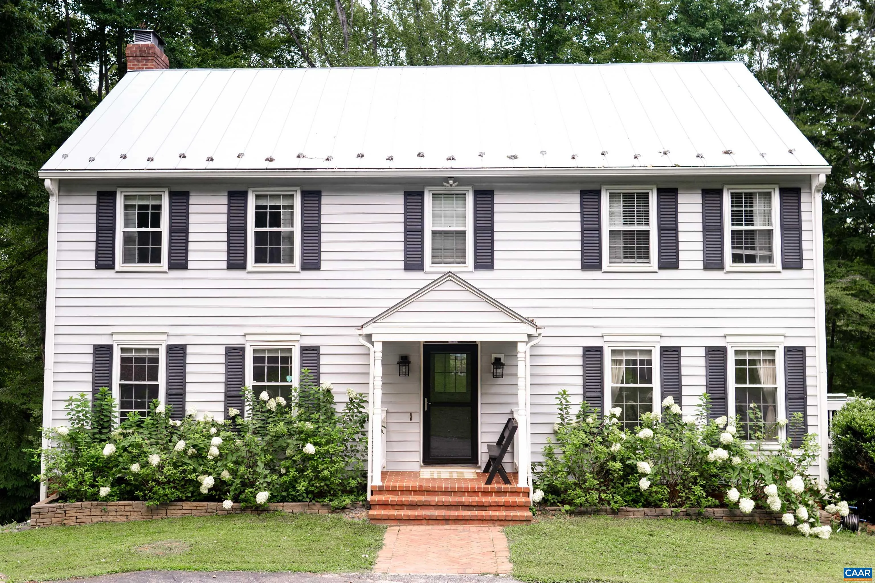 1889 Pine Cone Cir
