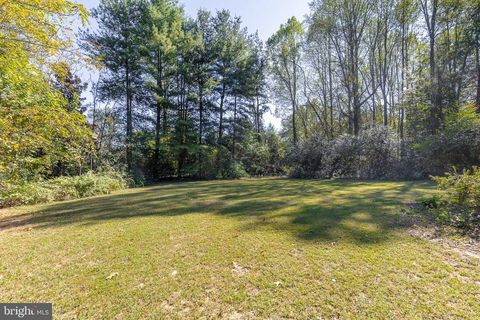Photo of 315 Stratford Cir, Locust Grove, VA 22508 (MLS # VAOR2012482)