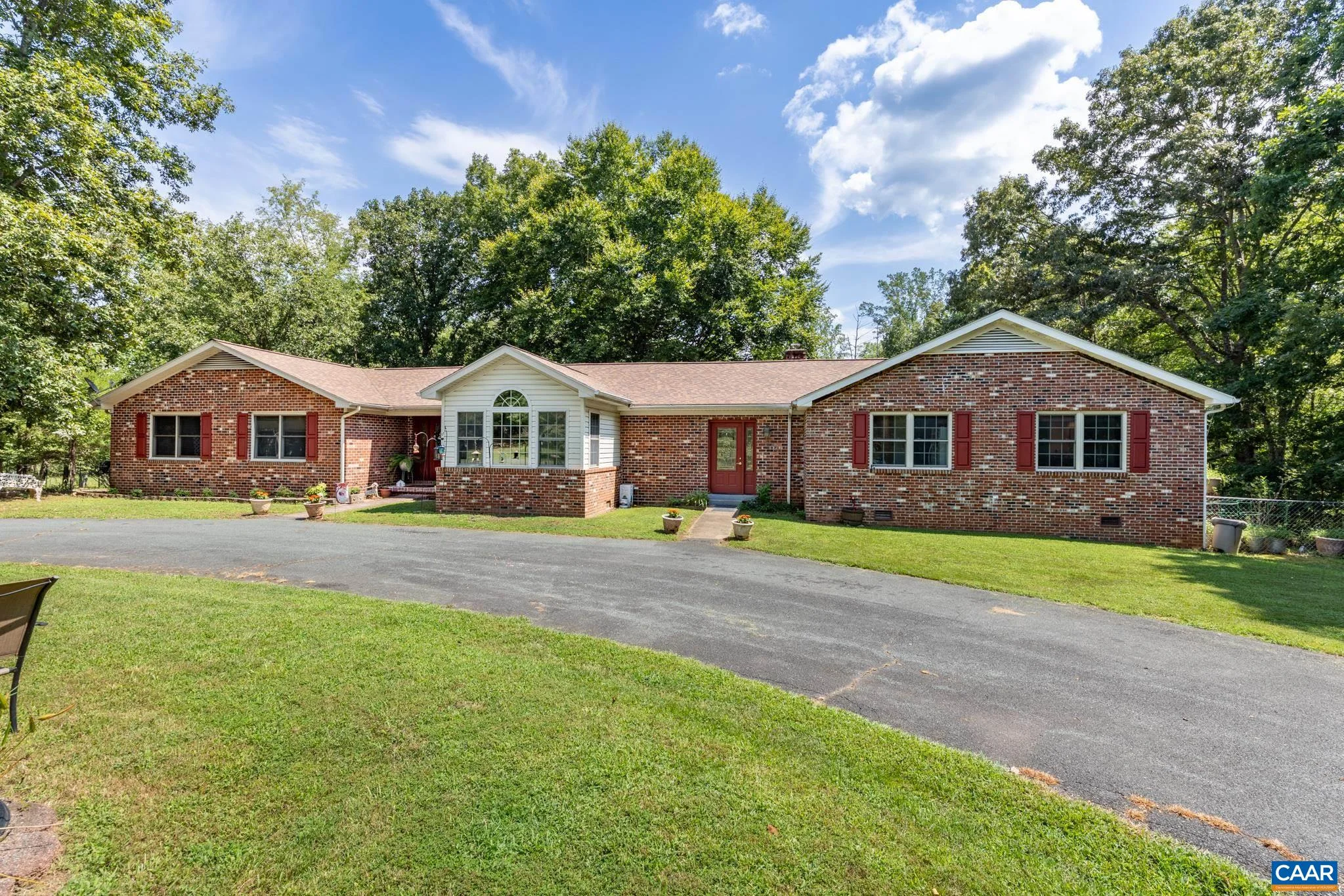 725 Mechunk Creek Dr, Troy, VA, 22974