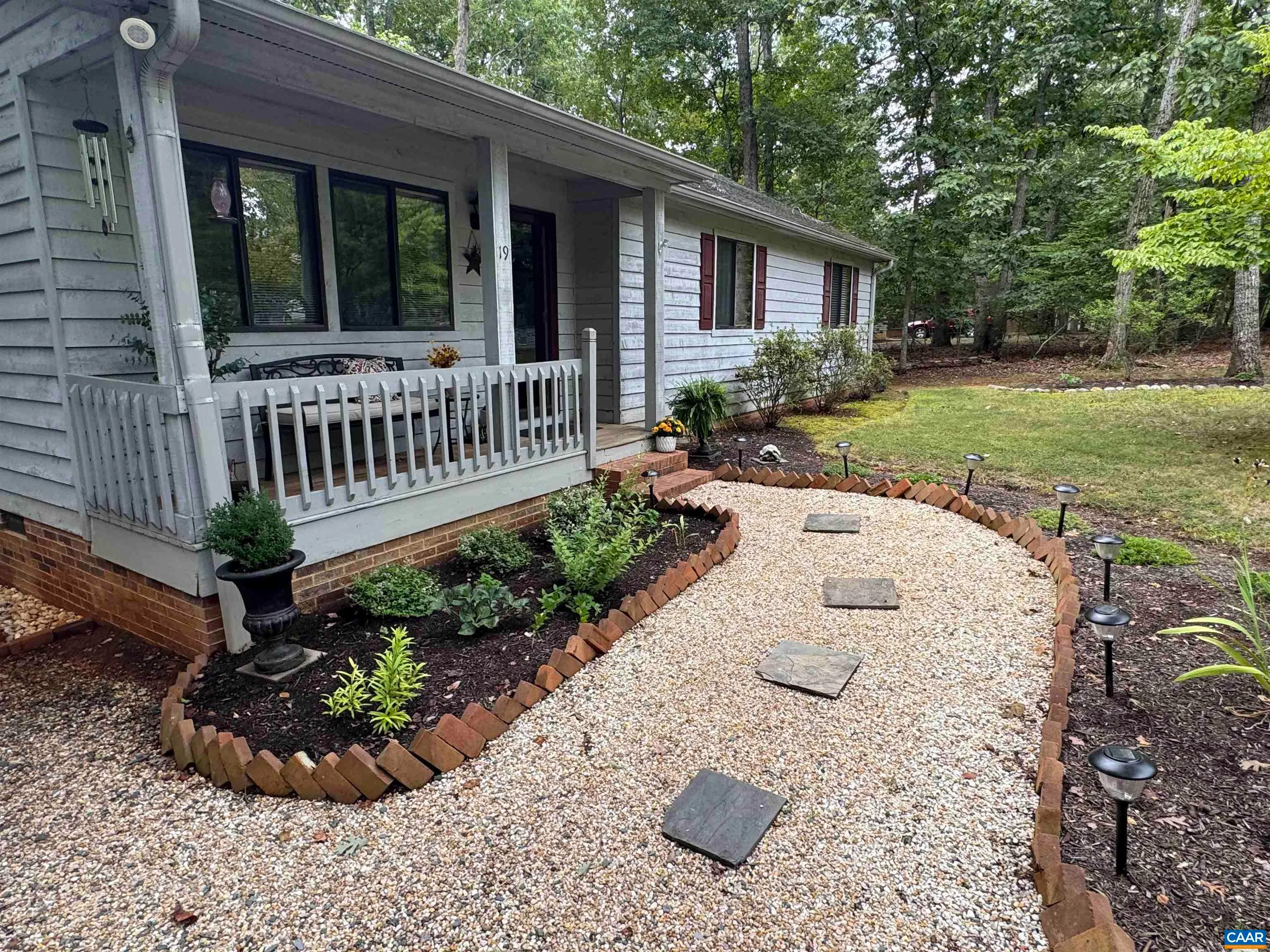 19 N Bearwood Dr
