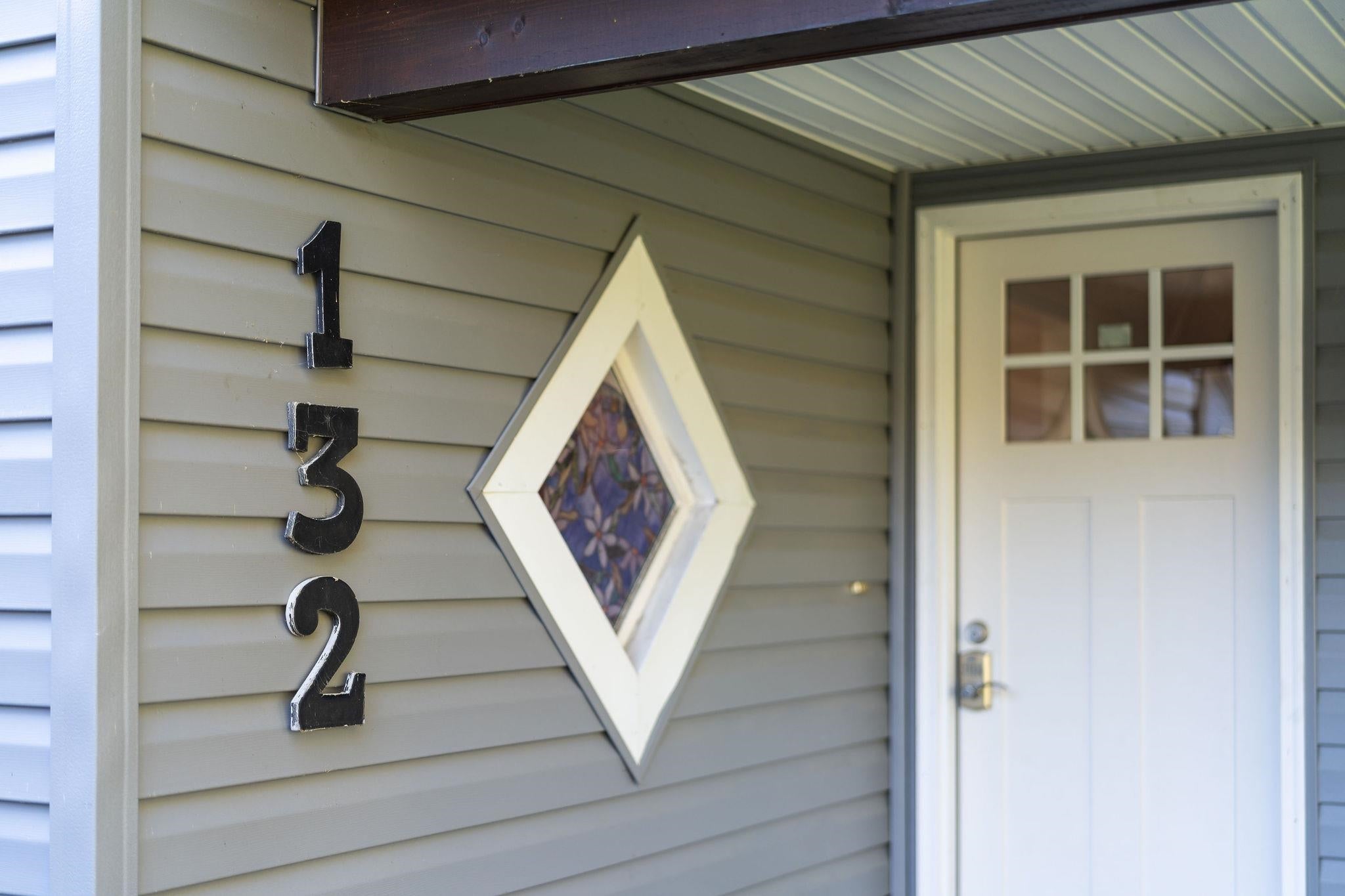 132 BROOK CT