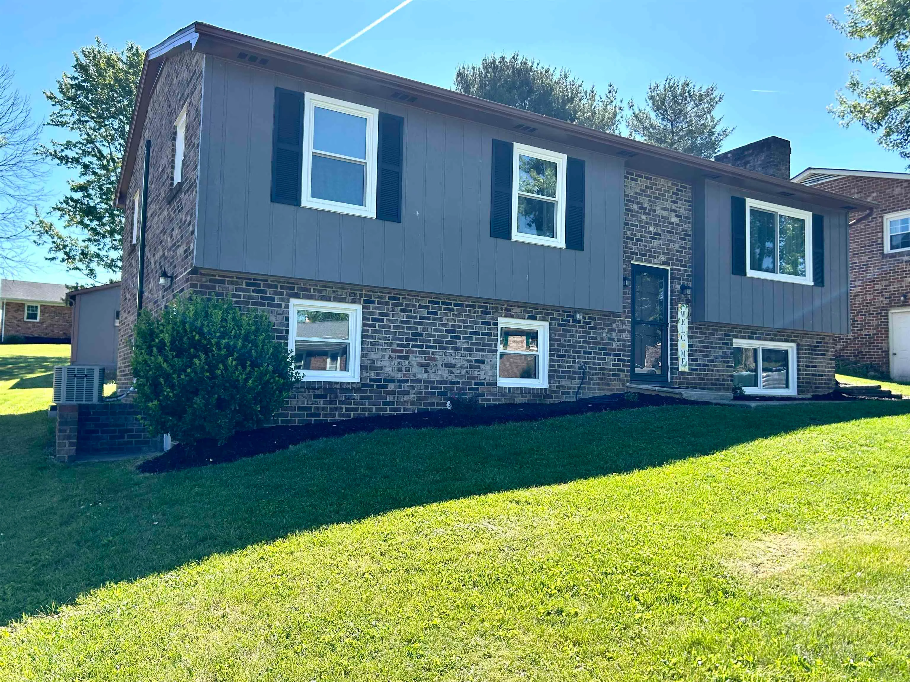 20 Bingham St, Verona, VA, 24482