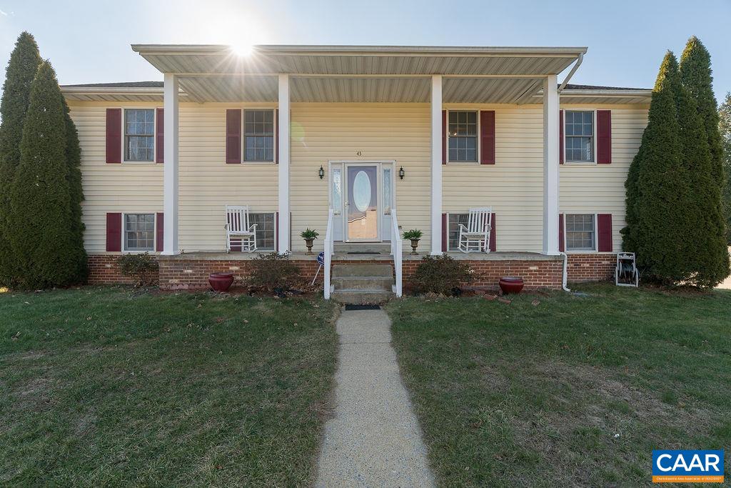43 DOGWOOD RD