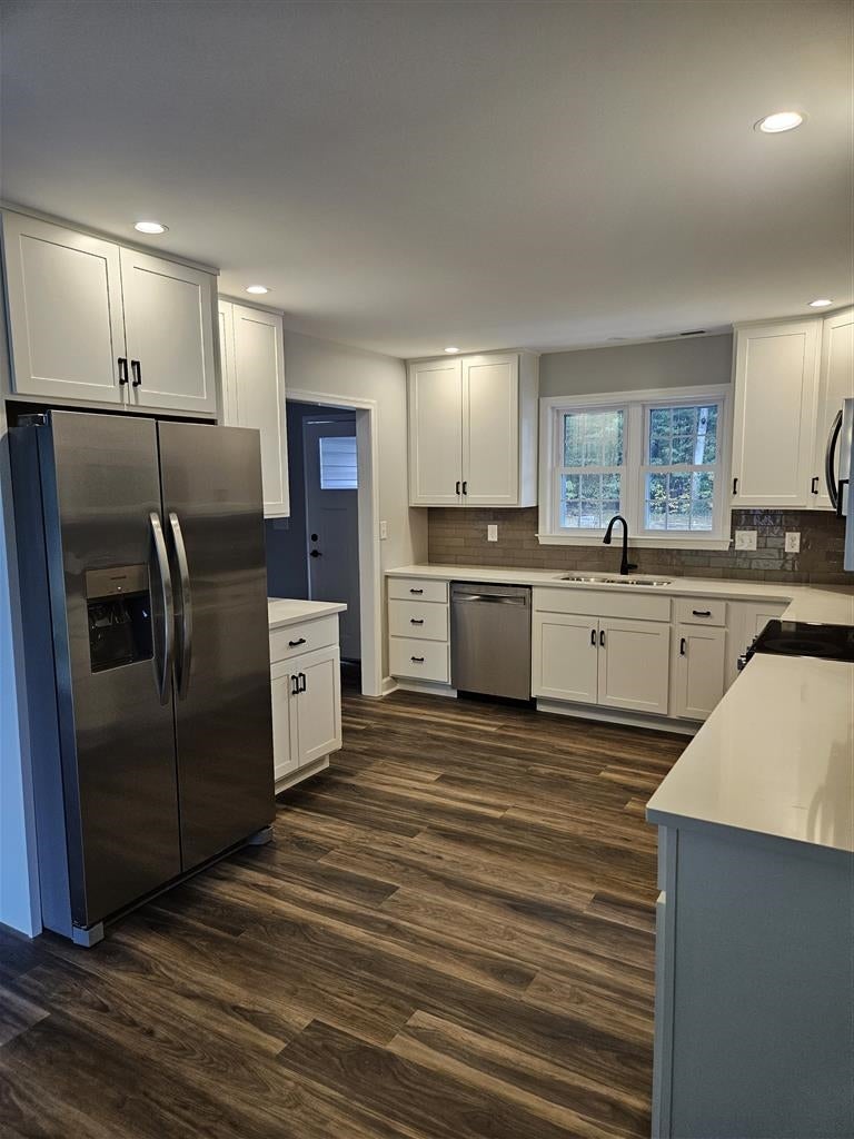 74 EVERGREEN CT