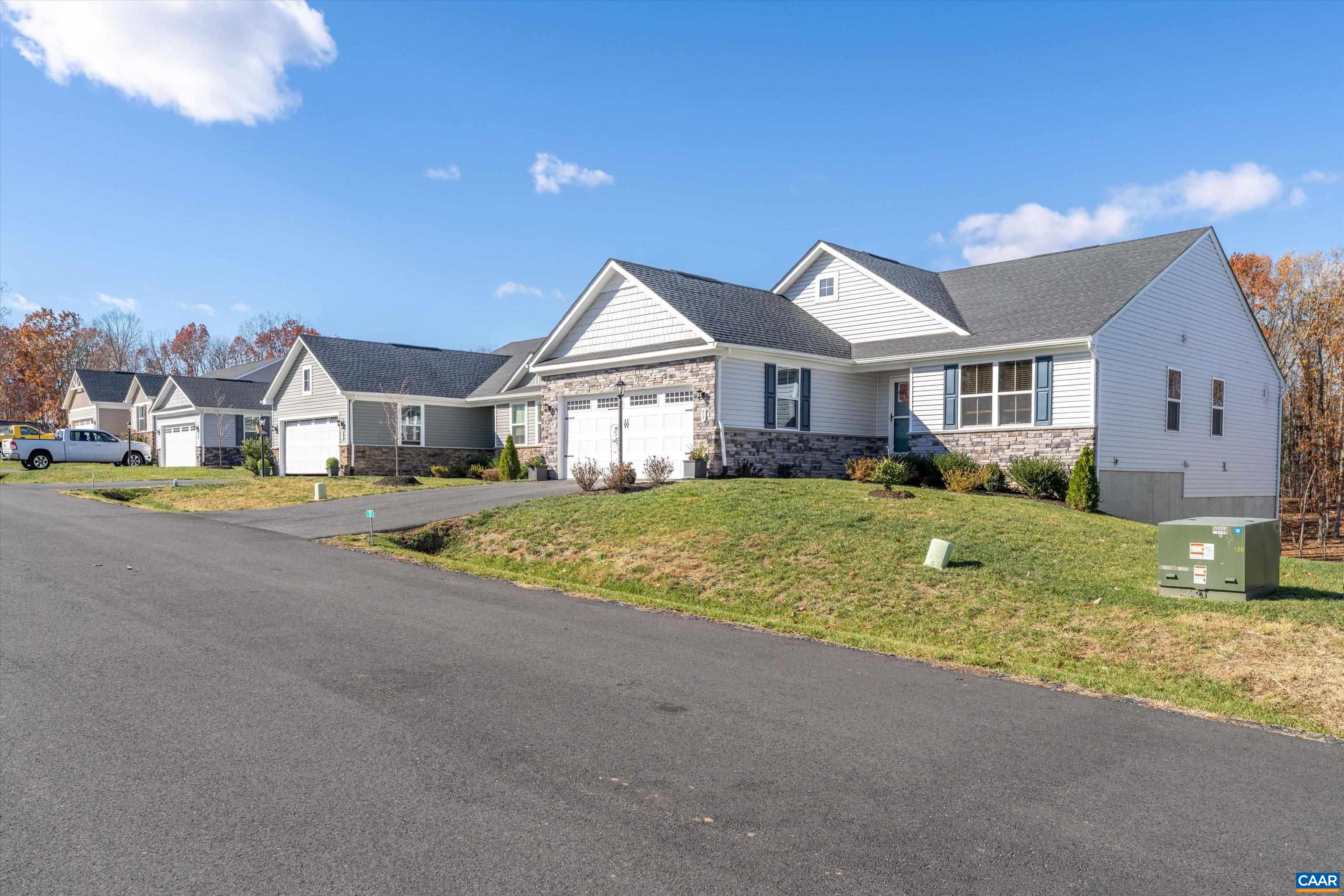 93 ARCHER DR