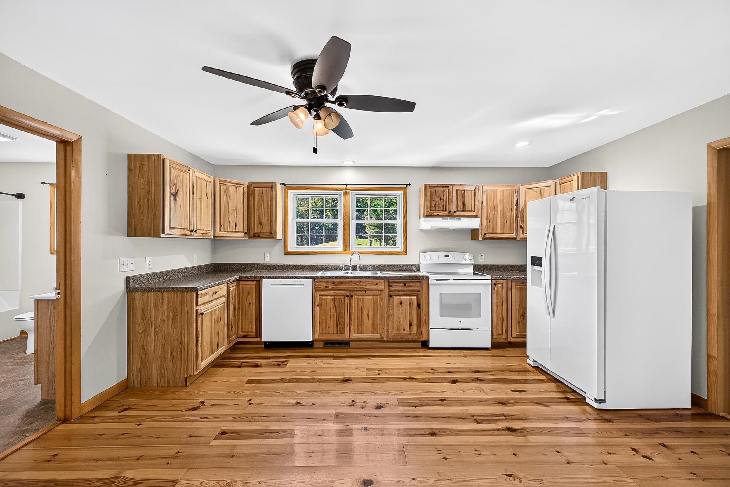325 OLD WAGON RD