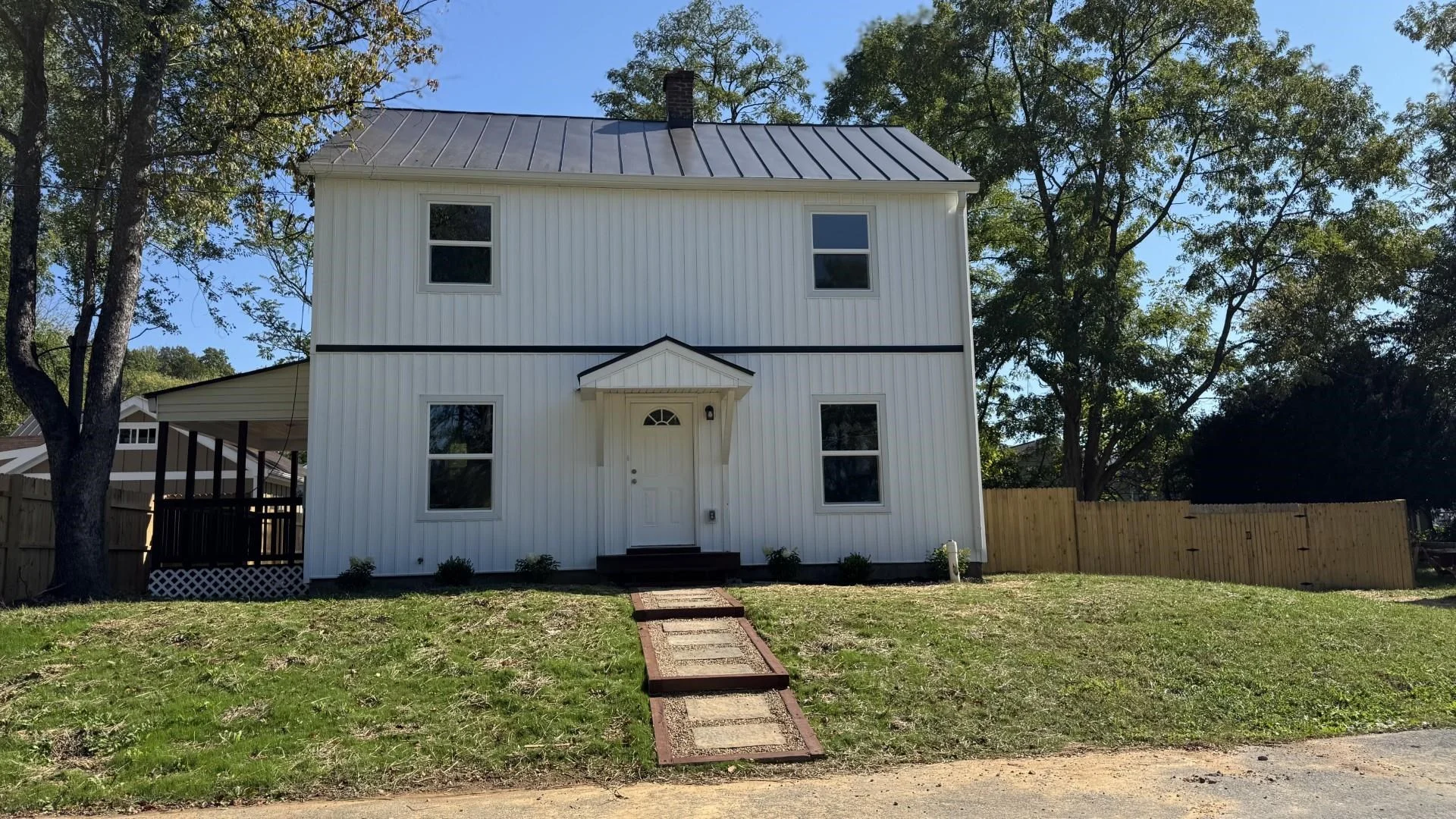 174 N Winchester Ave