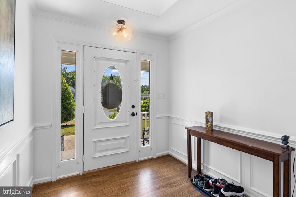 4810 QUEENSBURY CIR