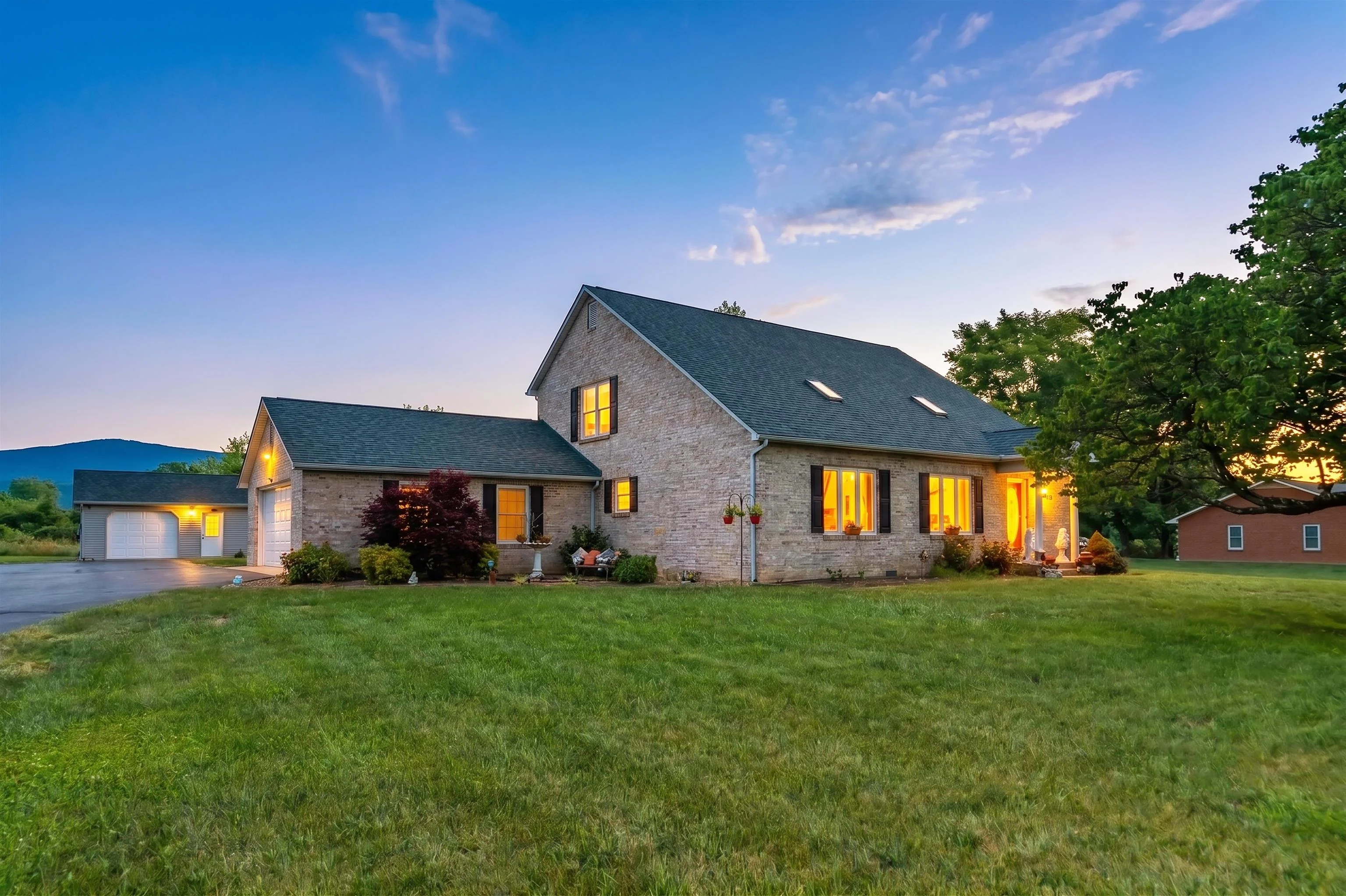 1802 North River Rd, Mount Solon, VA, 22843