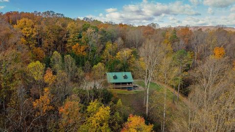 Photo of 900 Crooked Run Rd, Shenandoah, VA 22849 (MLS # 670781)