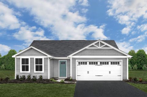 Photo of 10 White Birch Rd, Waynesboro, VA 22980 (MLS # 669924)