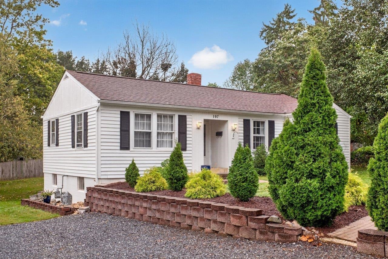 107 HARPER CT