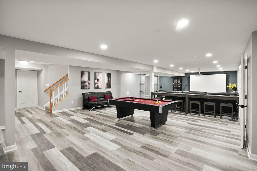 Warrenton, Virginia, United States, 4 Bedrooms Bedrooms, ,3 BathroomsBathrooms,Residential,Active,205137