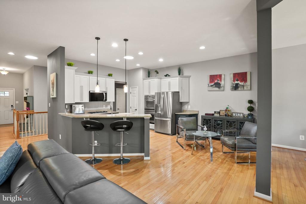 Warrenton, Virginia, United States, 4 Bedrooms Bedrooms, ,3 BathroomsBathrooms,Residential,Active,205137