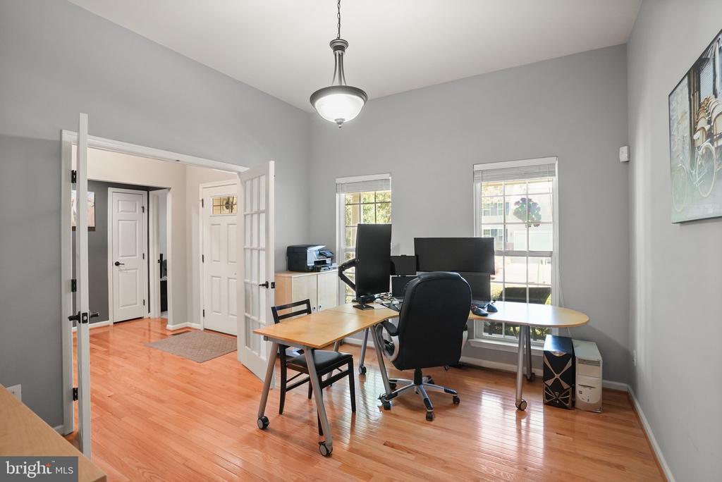 Warrenton, Virginia, United States, 4 Bedrooms Bedrooms, ,3 BathroomsBathrooms,Residential,Active,205137