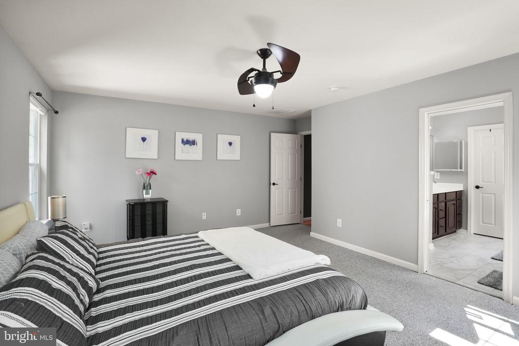 Warrenton, Virginia, United States, 4 Bedrooms Bedrooms, ,3 BathroomsBathrooms,Residential,Active,205137