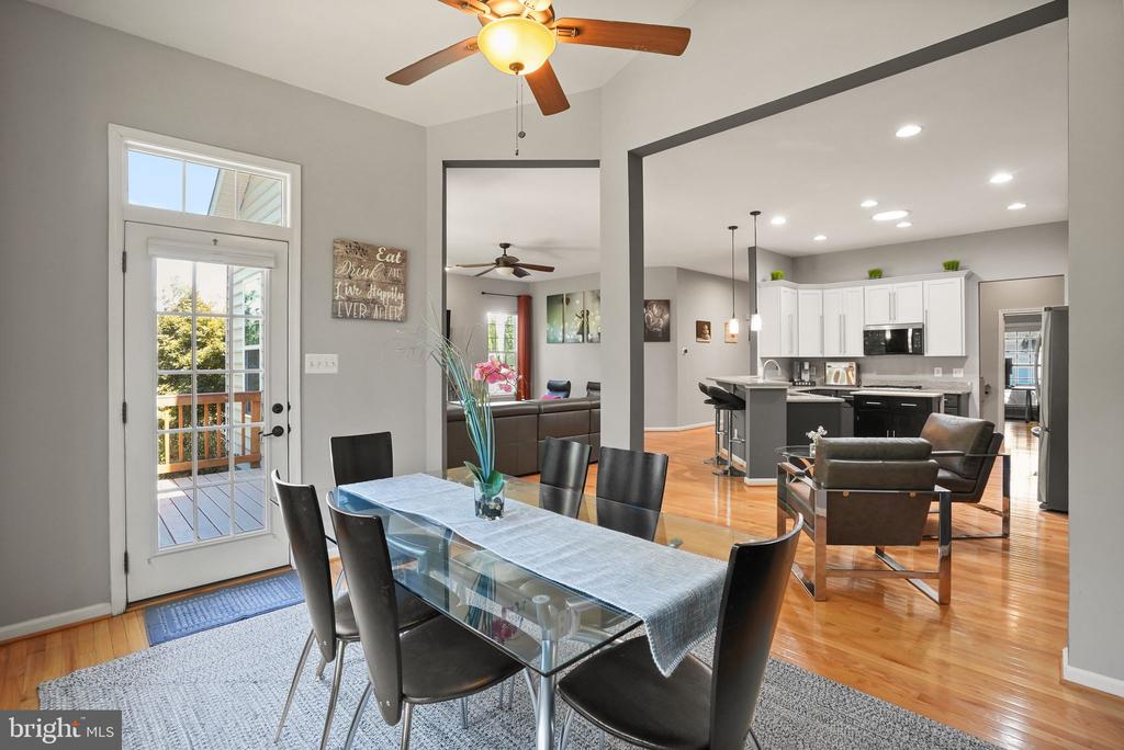 Warrenton, Virginia, United States, 4 Bedrooms Bedrooms, ,3 BathroomsBathrooms,Residential,Active,205137