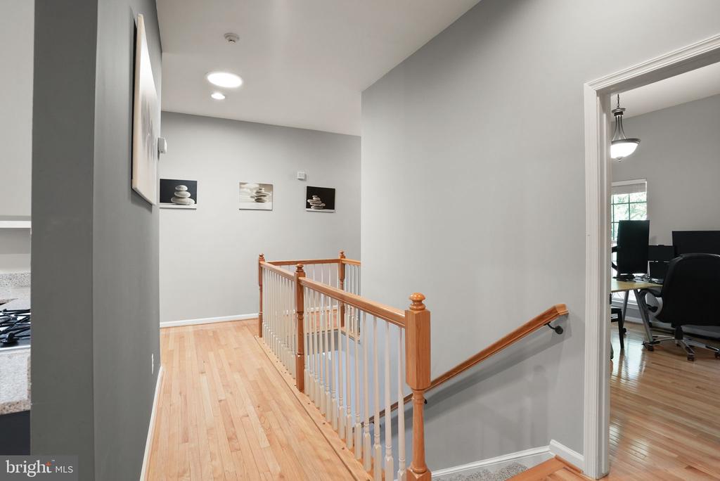 Warrenton, Virginia, United States, 4 Bedrooms Bedrooms, ,3 BathroomsBathrooms,Residential,Active,205137