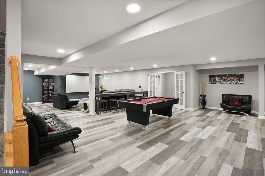 Warrenton, Virginia, United States, 4 Bedrooms Bedrooms, ,3 BathroomsBathrooms,Residential,Active,205137