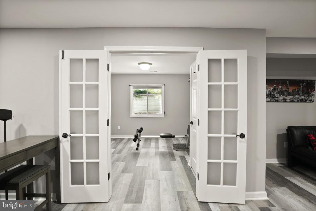 Warrenton, Virginia, United States, 4 Bedrooms Bedrooms, ,3 BathroomsBathrooms,Residential,Active,205137