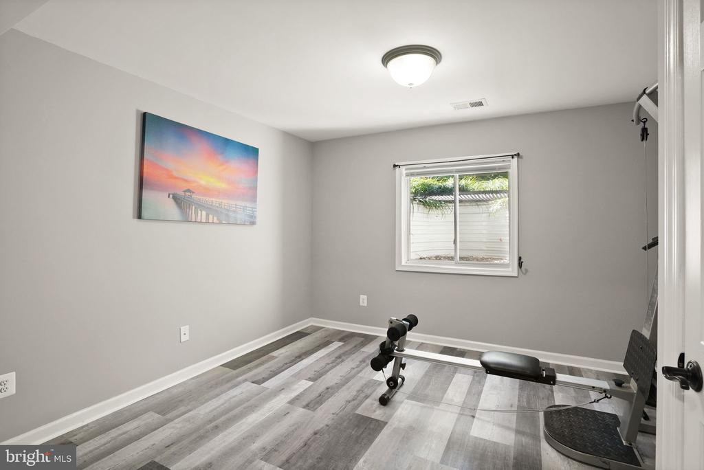 Warrenton, Virginia, United States, 4 Bedrooms Bedrooms, ,3 BathroomsBathrooms,Residential,Active,205137