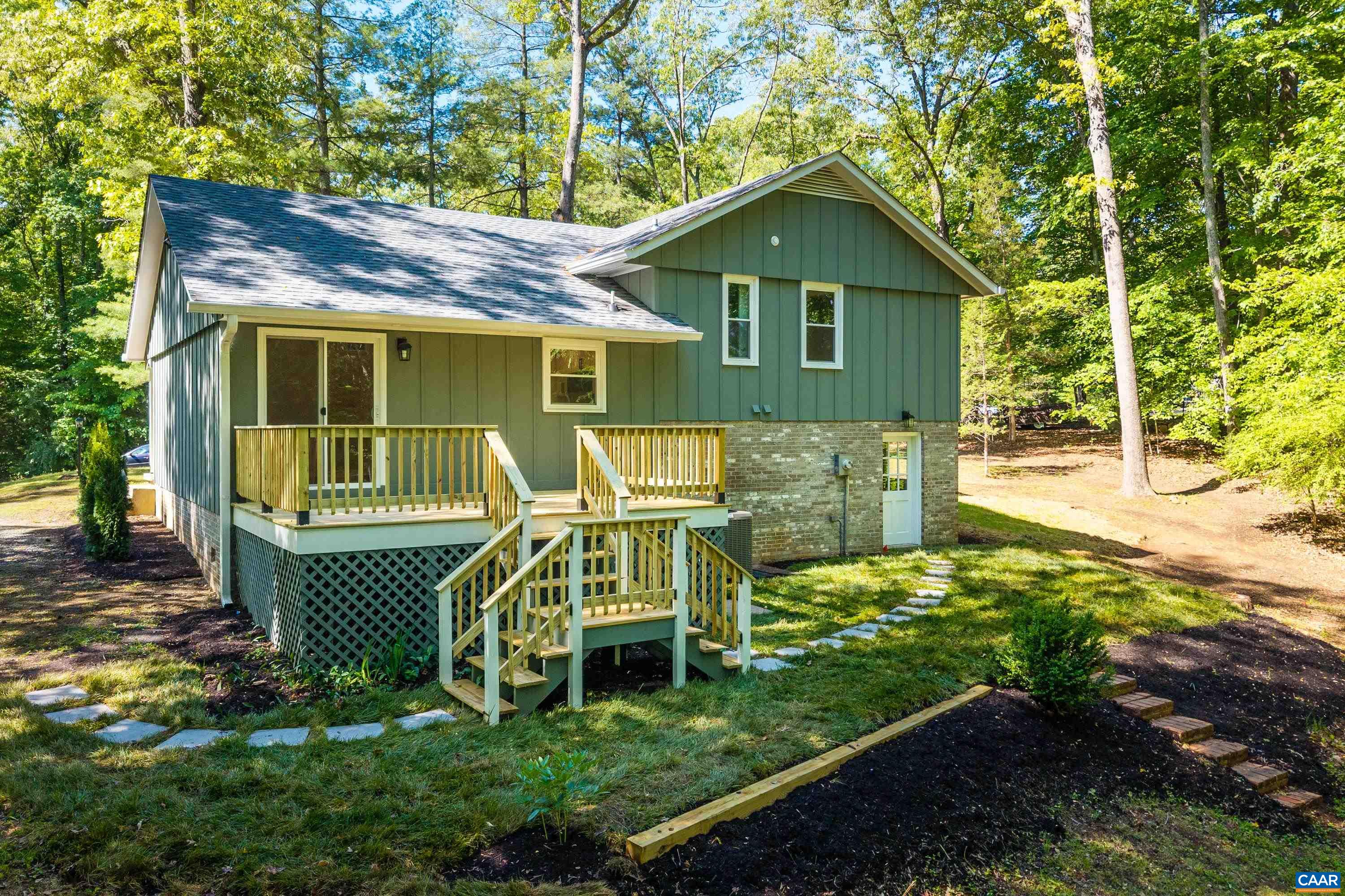 309 CRESTFIELD CT