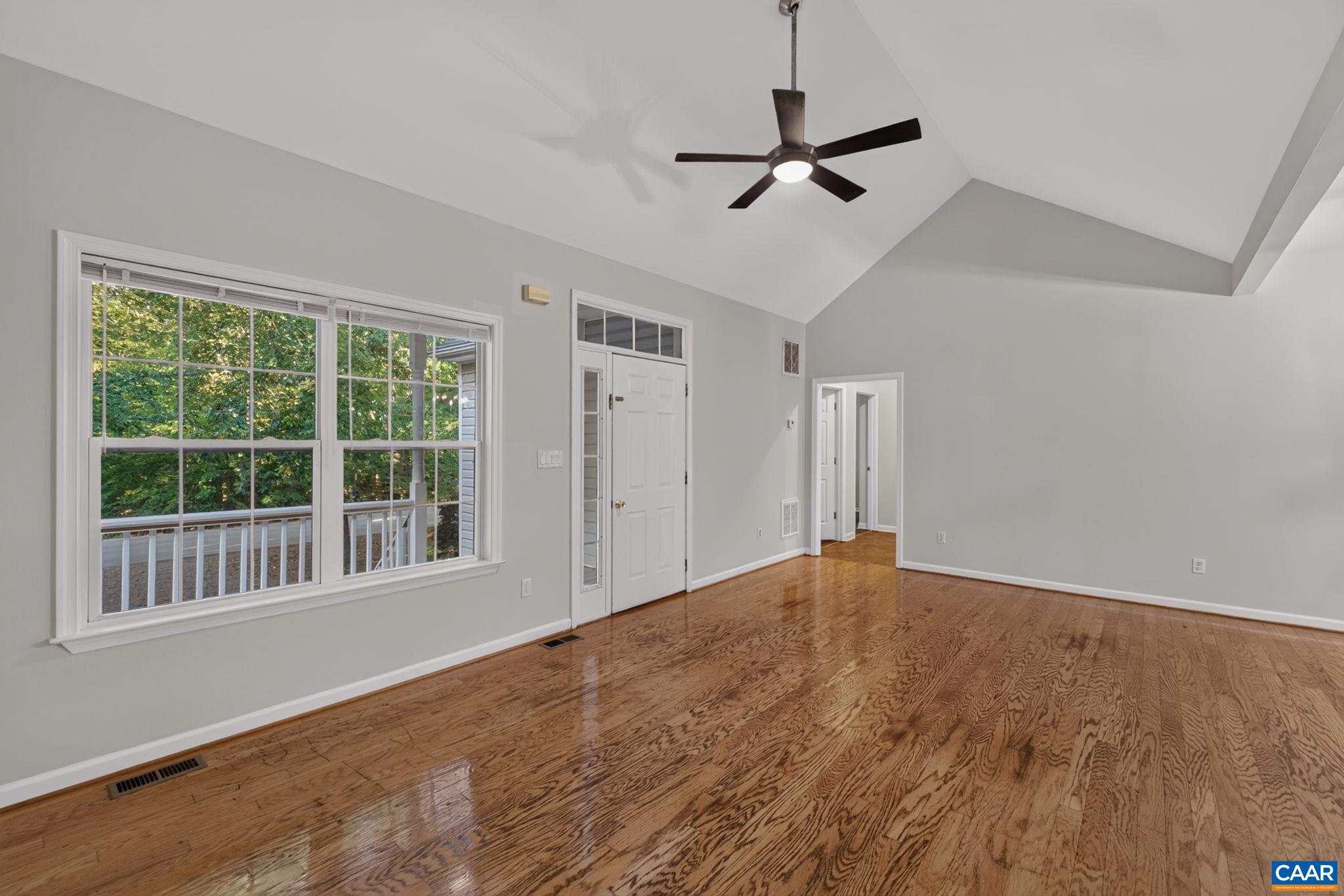 803 JEFFERSON DR