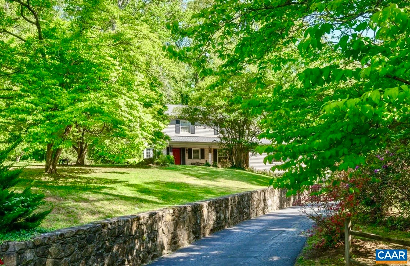 21 Deer Path