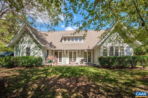 Photo of 30 Cedar Meadow Dr, Nellysford, VA 22958 (MLS # 670021)