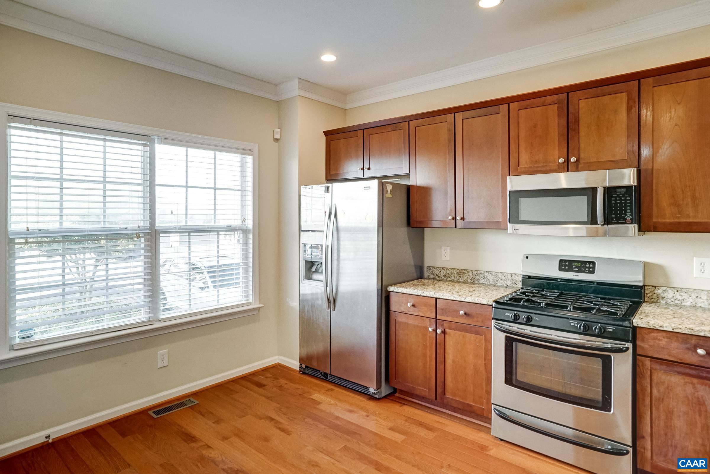 329 QUARRY RD